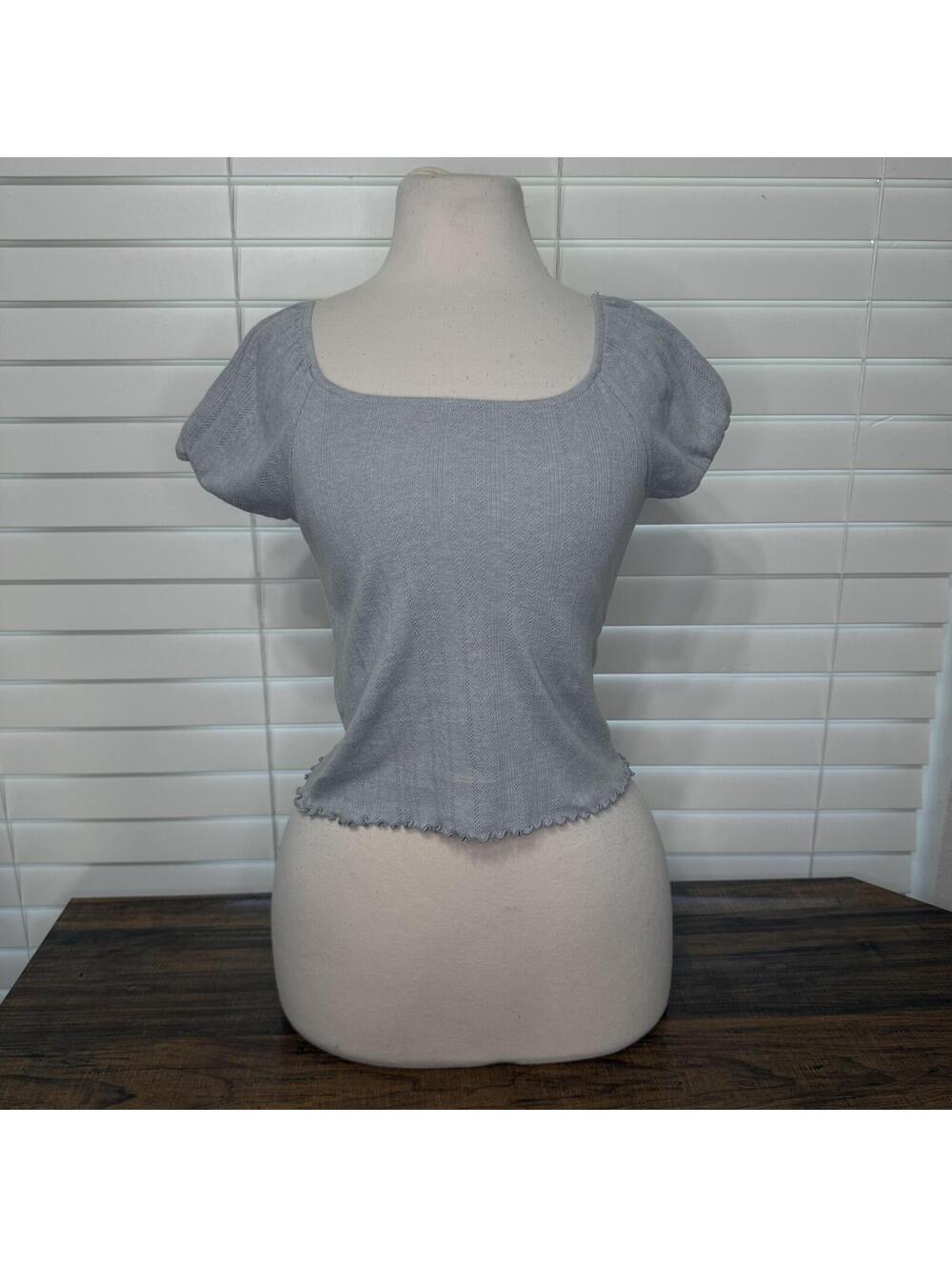 Pink Rose Gray Short Sleeve Top with Square Neck Size Small